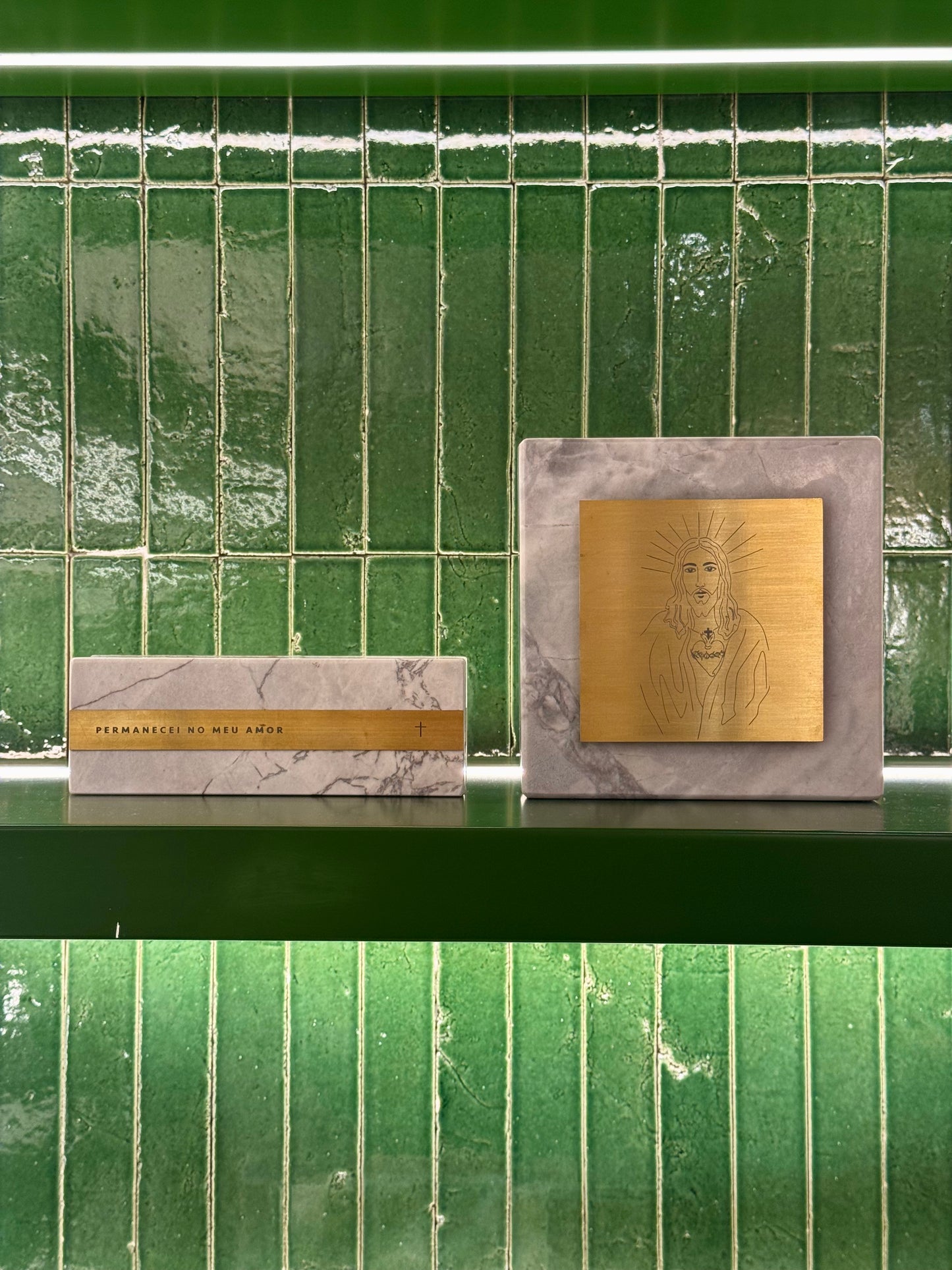 PEDRA ANGULAR (CINZA)